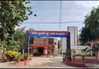 महराजगंज: तांत्रिक और श्रद्धालु महिला के पति में जमकर नोक-झोंक, पुलिस ने दोनों पक्षों को लिया हिरासत में