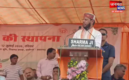 प्रतापगढ़: कैबिनेट मंत्री मनोज पांडे ‘एक पेड़ मां के नाम’ कार्यक्रम में हुए शामिल, विपक्ष पर बोला हमला