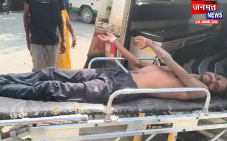 कुशीनगर: परिवार से विवाद के दौरान युवक ने खुद को मारा चाकू, हालत गंभीर; गांव में हड़कंप