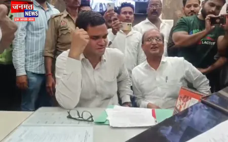 उरई: जांच करने नगर पालिका पहुंचे ज्वाइंट मजिस्ट्रेट रिंकू सिंह, EO पर लगाया घूस देने का आरोप