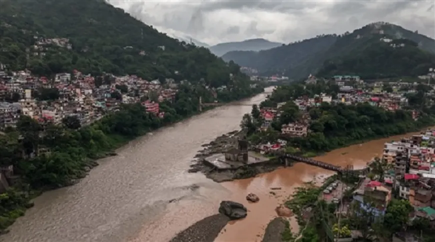 हिमाचल प्रदेश में बारिश-भूस्खलन से आफत, कई जिलों के लिए अलर्ट; 9 लोगों की मौत