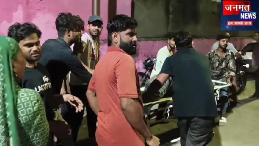 अलीगढ़: बाइक सवार पति-पत्नी व दो बच्चों को अज्ञात वाहन ने रौंदा, एक बच्चे की मौके पर ही मौत