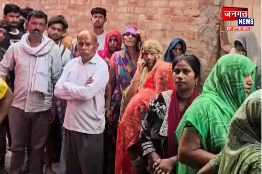 फर्रुखाबाद: कलयुगी बेटे ने की पिता की पीट-पीट कर हत्या, जमीन बेचने का बना रहा था दबाव