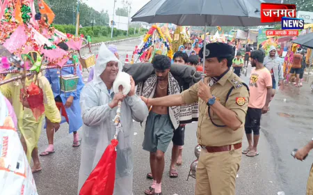 मुजफ्फरनगर के भूराहेड़ी बॉर्डर पर शिवभक्तों का भव्य स्वागत, मंत्री व डीएम-एसएसपी ने की पुष्पवर्षा