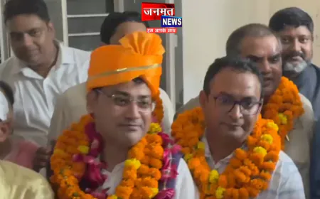 सीतापुर में PMS संघ के चुनाव परिणाम घोषित, डॉ. मनोज देशमणि बने अध्यक्ष; डॉ. पूजा यादव उपाध्यक्ष