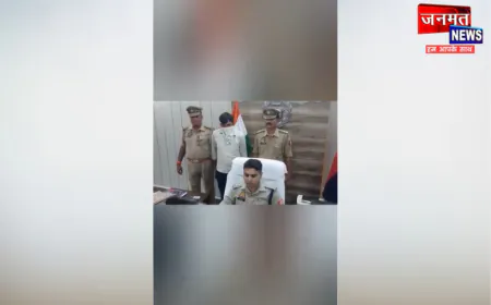 बलरामपुर: नेपाल सीमा पर अंतर्राष्ट्रीय वाहन चोर गिरोह का भंडाफोड़, तीन मोटरसाइकिलें बरामद; एक नेपाली नागरिक गिरफ्तार