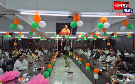 उचित दर विक्रेताओं के लाभांश में वृद्धि, जालौन में जनप्रतिनिधियों एवं अधिकारियों ने बताया सराहनीय कदम