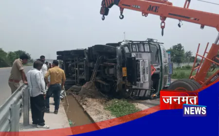 हाथरस: सलेमपुर में दर्दनाक सड़क हादसा, ट्रक की टक्कर से मेडिकल रिप्रेजेंटेटिव की मौत