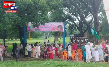 प्रतापगढ़ : ईद मिलादुन्नबी पर हंडौर में निकला जुलूस, शेखपुर से सगरा सुंदरपुर तक पहुंचा; पुलिस सुरक्षा में रहा कार्यक्रम