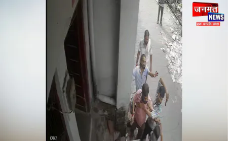 फर्रुखाबाद में दबंगों ने घर में घुसकर युवती से की मारपीट, लातों व तमंचे की बट से मारा