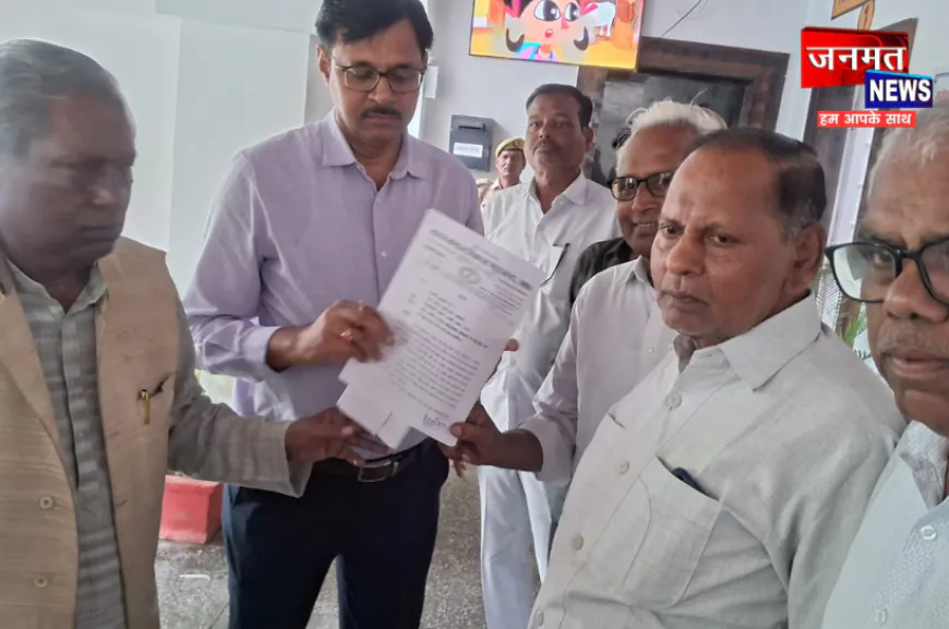 उरई: IAS रिंकू सिंह राही के पक्ष में आया जाटव समाज, सुरक्षा बढ़ाने की मांग को दिया बल