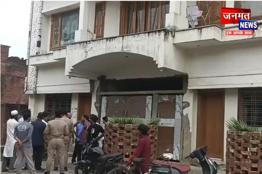 संभल: सपा विधायक के मुतवल्ली वाले निर्माण पर प्रशासन का शिकंजा, मौलाना आरिफ के घर नोटिस चस्पा