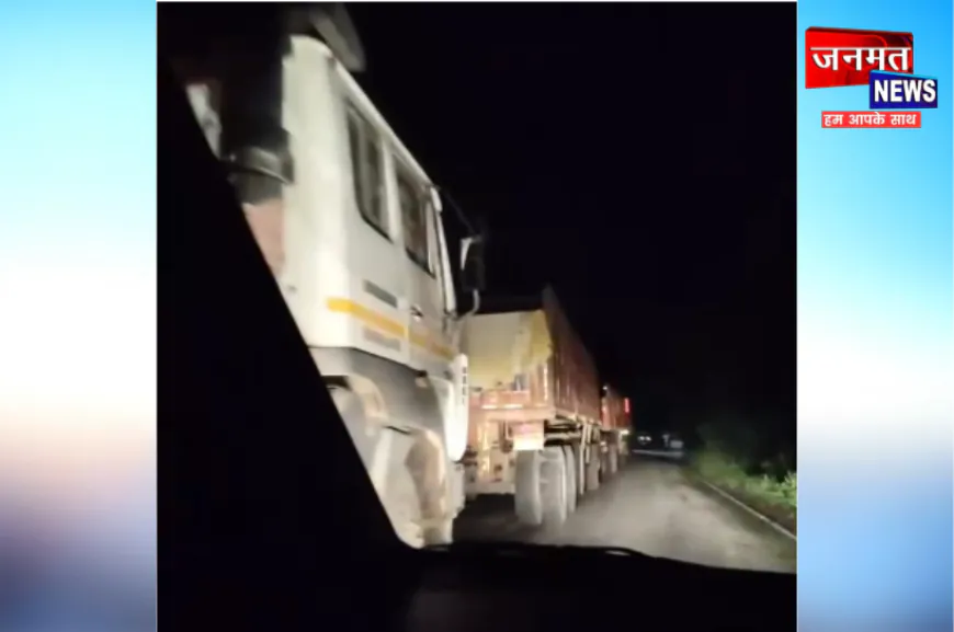 कुशीनगर: सीमा पर अवैध बालू लदे ट्रकों की कतार, पुलिस के 'ग्रीन सिग्नल' के इंतजार में खड़े हैं डंपर