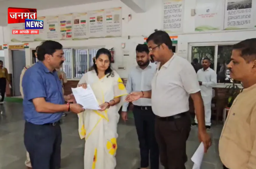 हाथरस: सरकारी स्कूलों की बदहाल व्यवस्थाओं को लेकर ADHR ने सौंपा ज्ञापन, बुनियादी व्यवस्थाओं को सही किया जाने की मांग