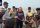 लखीमपुर खीरी: आधी रात को बाढ़ प्रभावित लोगों के बीच पहुंचे बीजेपी विधायक, प्रशासन को जमकर कोसा