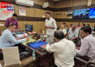 उरई: खुले ट्रांसफार्मरों पर तत्काल बैरिकेडिंग के डीएम ने दिए निर्देश, जेई-एई चिन्हित कर सुनिश्चित करें प्रभावी कार्रवाई