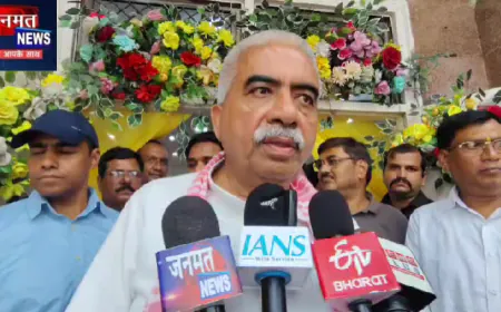 कानपुर देहात: आउटसोर्स सेवा निगम का लोगो, वेबसाइट और पोर्टल लाँच; सामुदायिक भवन में जिला स्तरीय कार्यक्रम आयोजित