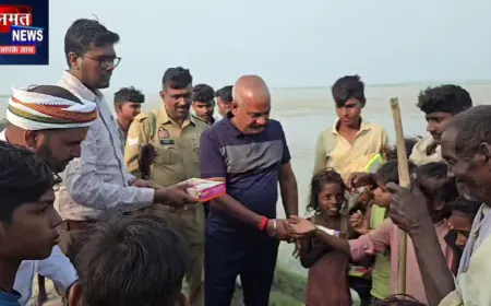 लखीमपुर खीरी: आधी रात को बाढ़ प्रभावित लोगों के बीच पहुंचे बीजेपी विधायक, प्रशासन को जमकर कोसा