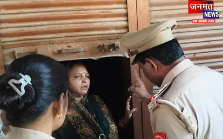 प्रतापगढ़ के पट्टी कस्बे में पारिवारिक विवाद पहुंचा थाने, पुलिस ने बहू-बेटे का घर में कराया प्रवेश