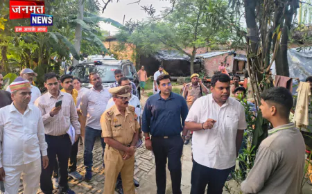 सीतापुर: डीएम के दौरे में खुली कोटे की दुकान की पोल, 16.32 कुंतल राशन गायब; एफआईआर दर्ज