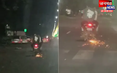 कन्नौज में यातायात नियमों की खुलेआम धज्जियां उड़ा रहे युवक, बाइक पर खतरनाक स्टंट का वीडियो वायरल