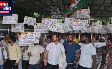 CEC ज्ञानेश कुमार के खिलाफ कांग्रेस का विरोध-प्रदर्शन, उठाए चुनावी प्रक्रिया और मतदाता सूची से जुड़े मुद्दे