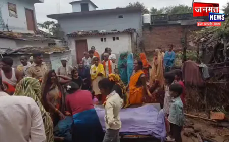 महराजगंज: भीषण बारिश का असर, कच्चा मकान गिरने से मलबे में दबकर वृद्ध महिला की दर्दनाक मौत