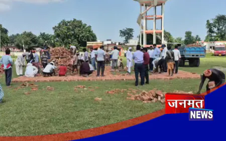 कुशीनगर में मुख्यमंत्री योगी के संभावित आगमन को लेकर प्रशासनिक तैयारियां तेज, हेलीपैड निर्माण का काम जारी