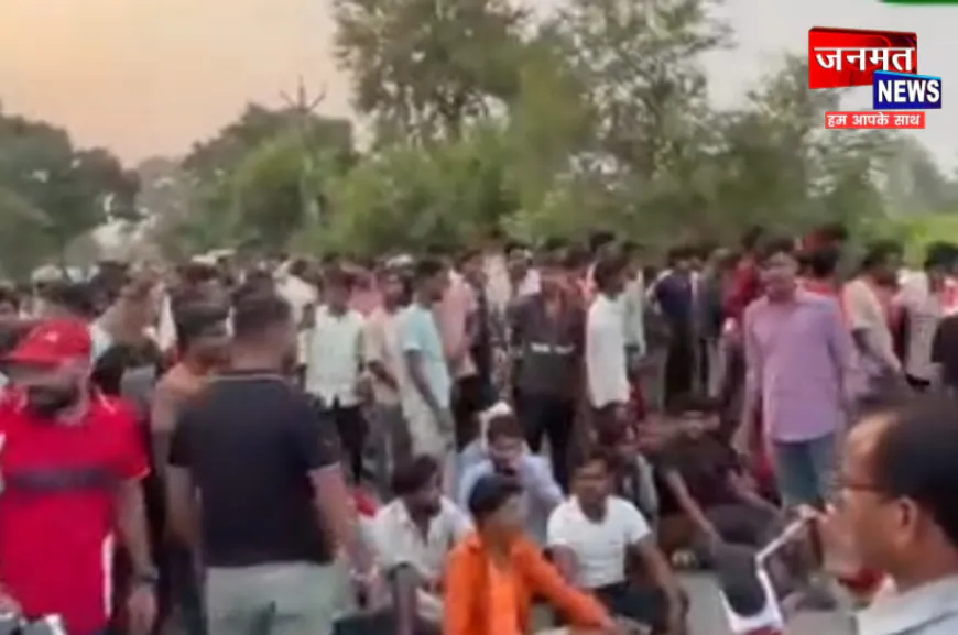 बरेली: मझगवा क्षेत्र में मिले दो नन्दी के शव, हिन्दू संगठनों में गहरा आक्रोश; किया विरोध प्रदर्शन