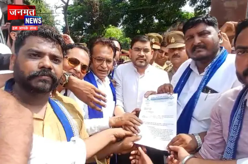 सहारनपुर में भीम आर्मी और आजाद समाज पार्टी के कार्यकर्ताओं ने किया प्रदर्शन, सिटी मजिस्ट्रेट को सौंपा ज्ञापन