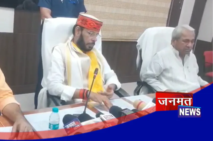 सीतापुर में अतिवृष्टि के बीच सियासी वार, प्रभारी मंत्री मनोज पाण्डेय ने SIR और विपक्ष पर साधा निशाना