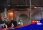 सहारनपुर में फर्नीचर की दुकान में लगी भीषण आग, फायर ब्रिगेड ने शटर तोड़कर पाया काबू