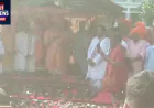 प्रतापगढ़ में राजा भैया ने किया 500 से अधिक हथियारों का शस्त्र पूजन, दोनों जुड़वां बेटे भी रहे मौजूद