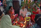 औरैया: टेसू-झेंझी का विवाह धूमधाम से संपन्न, हिंदू-मुस्लिम एकता और आपसी भाईचारे की मिसाल बना पारंपरिक आयोजन