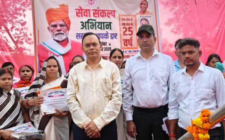 बलरामपुर: गांधी जयंती की पूर्व संध्या पर सेवा संकल्प अभियान ने पकड़ी रफ्तार, उत्कृष्ट कार्य करने वालों का सम्मान