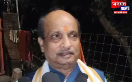 वडनगर से वाराणसी के लिए निकली सेवा संकल्प यात्रा पहुंची अयोध्या, भाजपा नेता विनोद जायसवाल ने किया स्वागत