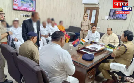 मुजफ्फरनगर: जनसुनवाई में SSP ने सुनीं फरियादियों की शिकायतें, अधिकारियों को त्वरित निस्तारण के निर्देश