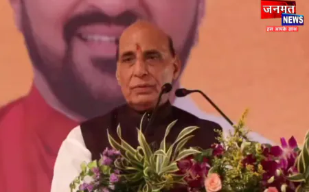 रक्षा मंत्री राजनाथ सिंह पहुंचे अयोध्या, रामलला व हनुमानगढ़ी का किया दर्शन पूजन