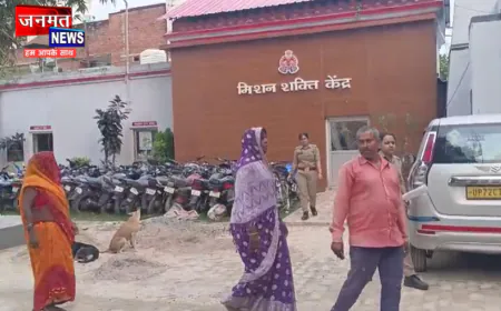 प्रतापगढ़: कॉलेज से घर लौट रही छात्रा से छेड़खानी, झाड़ियों में खींचकर दुष्कर्म के प्रयास का आरोप