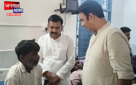 सहारनपुर का देवबंद हादसा: घायलों का हाल जानने पहुंचे संगीत सोम, मृतकों के परिजनों को बंधाया ढांढस