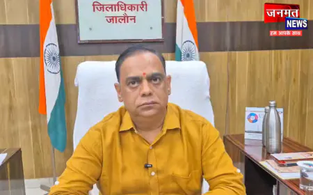 उरई में कुपोषण के खिलाफ बड़ी पहल, 52 अधिकारियों ने 97 बच्चों को लिया गोद