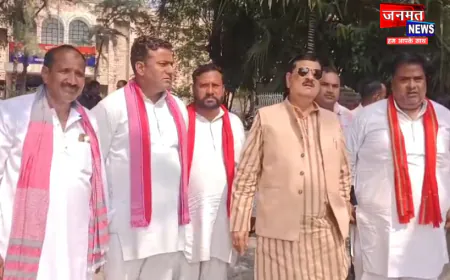कानपुर देहात: सलावतपुर फायरिंग मामले में एसपी से मिले सपा नेता, जांच कर कार्यवाही करने की मांग