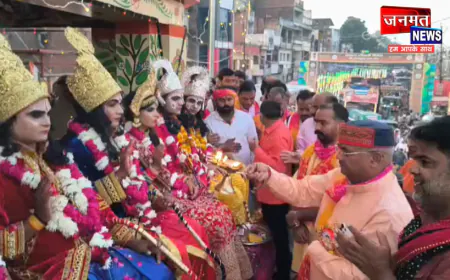 प्रभु श्रीराम-भरत के मिलन से भावुक हुआ प्रतापगढ़, भव्यता और श्रद्धा के साथ संपन्न हुआ ऐतिहासिक भरत मिलाप