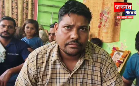 हाथरस: गोपाल चौधरी हत्याकांड में वायरल वीडियो के बाद ग्रामीणों का प्रदर्शन, फांसी की मांग