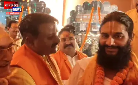 अयोध्या: शरद पूर्णिमा पर दंतधावन कुंड में विशेष आयोजन, क्षीरशायी भगवान नारायण के भक्तों ने किए दर्शन
