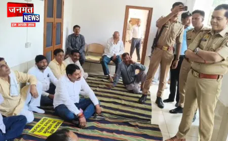 मुजफ्फरनगर में आचार संहिता के बीच प्रदर्शन का मामला, ब्लैकलिस्टेड ठेकेदार पर बिना अनुमति धरने का आरोप