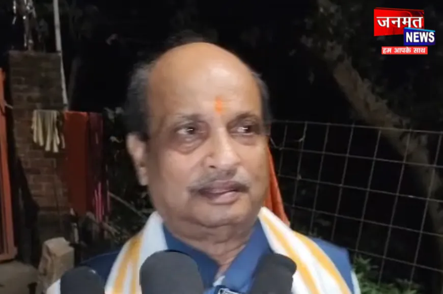 वडनगर से वाराणसी के लिए निकली सेवा संकल्प यात्रा पहुंची अयोध्या, भाजपा नेता विनोद जायसवाल ने किया स्वागत