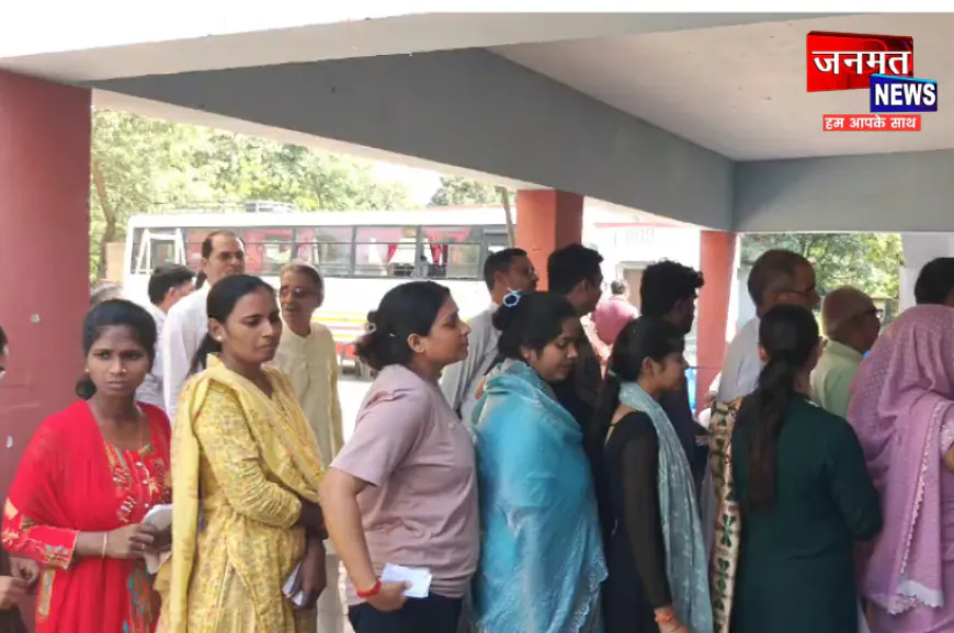 प्रतापगढ़ में एमएलसी चुनाव: लालगंज समेत कई ब्लॉकों में मतदान को लेकर दिखा उत्साह, केंद्रों पर लगी कतारें