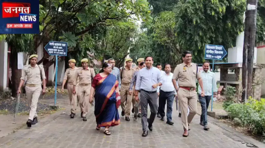 भदोही में राज्यपाल के संभावित दौरे की तैयारियों का डीएम ने किया निरीक्षण, व्यवस्थाएं पूरे करने के निर्देश